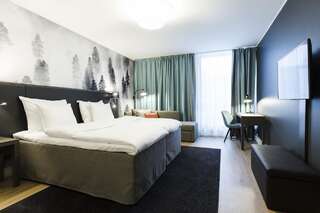 Отель Hotel Sveitsi Хювинкяя Стандартный семейный номер-1