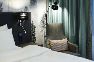 Отель Hotel Sveitsi Хювинкяя Стандартный двухместный номер с 2 отдельными кроватями-2